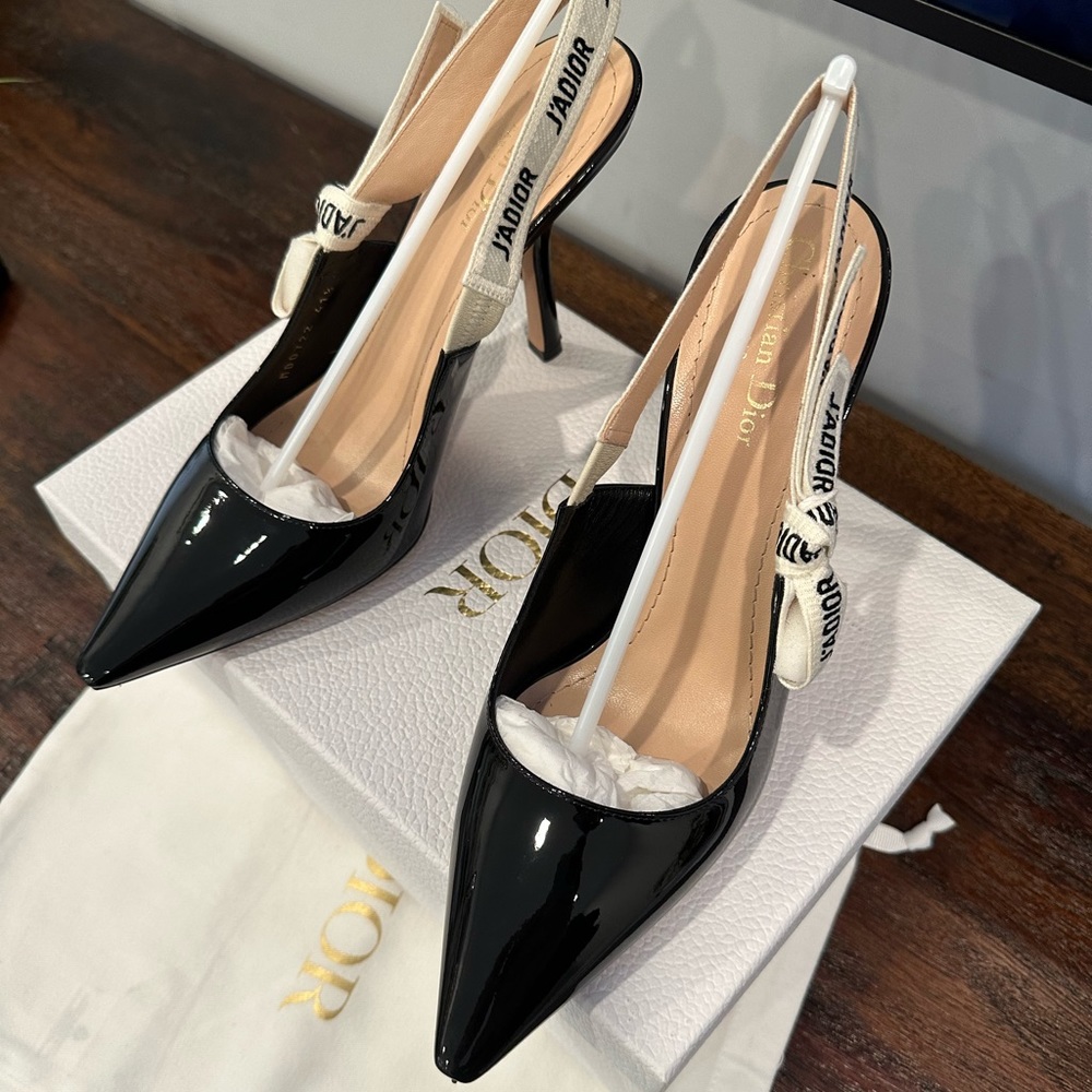 🖤 Dior Sling Back Black Pumps 🖤 41.5 🖤 Like New 🖤 Box and Dust Bags 🖤